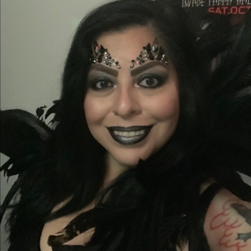 Meet your Posher, Jenn